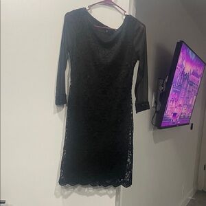 Tiana B. Elegant Black Lace Dress